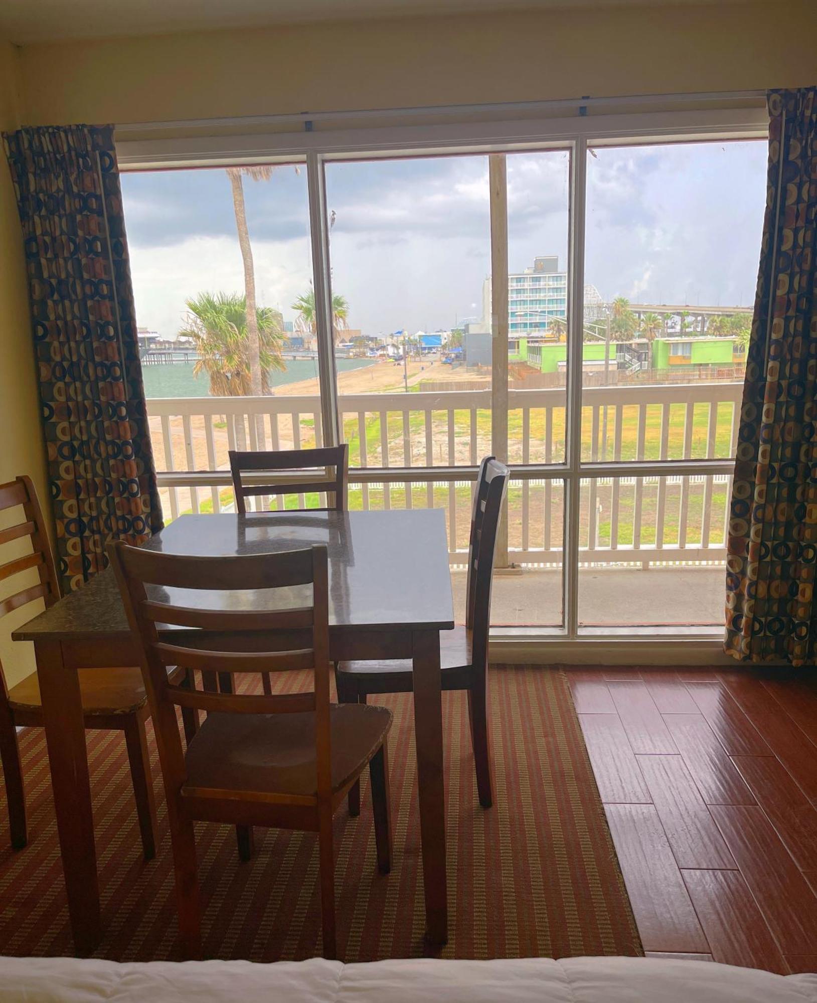 Sea Shell Inn On The Beach Corpus Christi Room photo